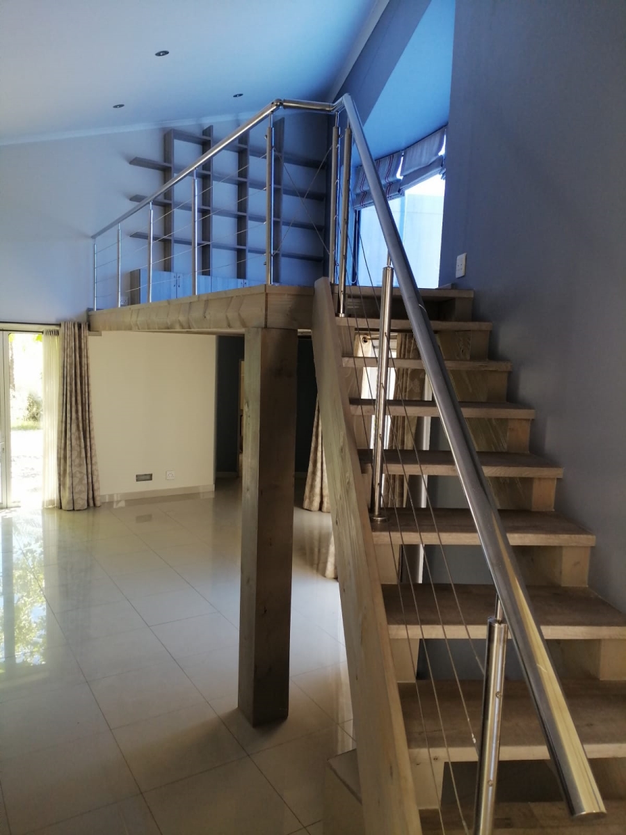 To Let 4 Bedroom Property for Rent in Steynsrust Western Cape